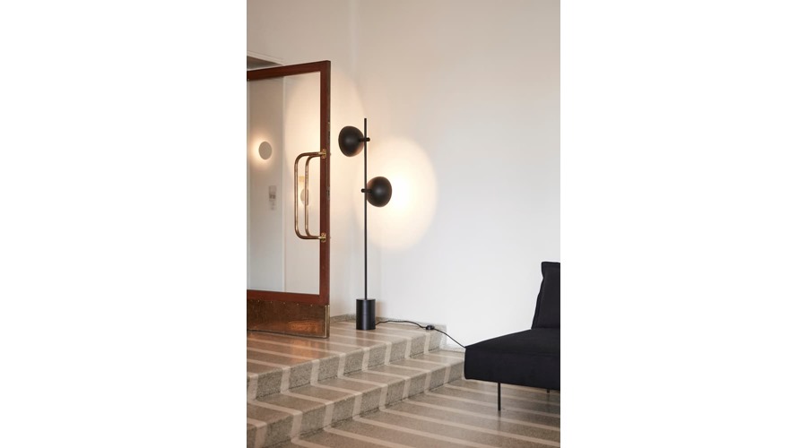 Bellevue Theater 2021, Studio Floor Lamp2 (1)