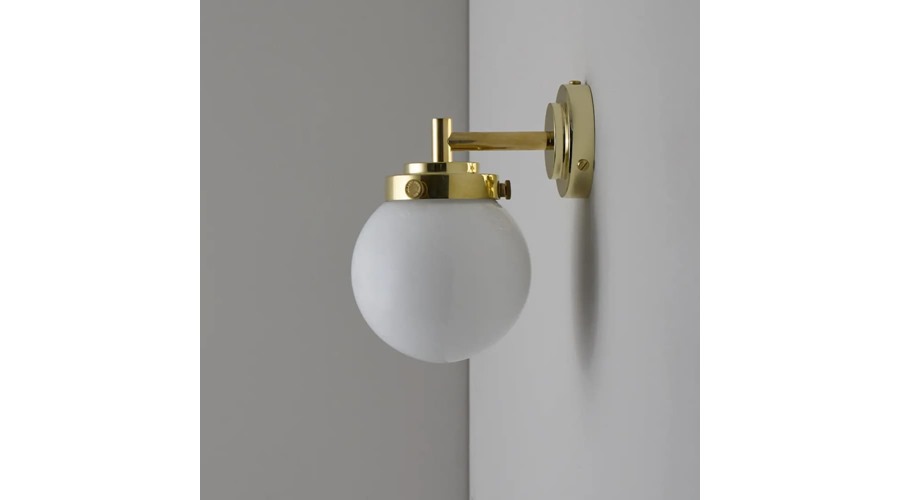 FW543_OP_BR_Mini_Globe_Wall_4