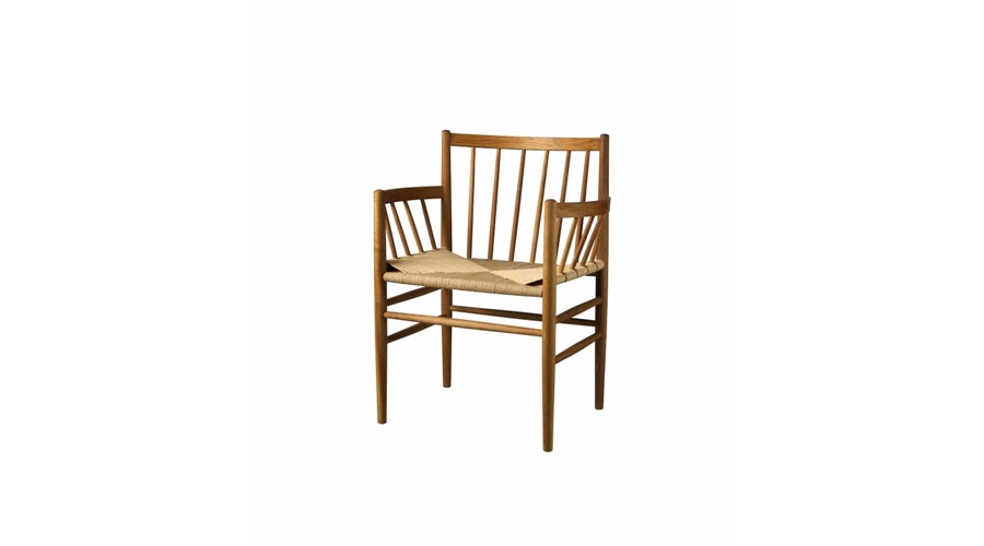 J81-Stol-roeget-eg-Joergen-Baekmark-2