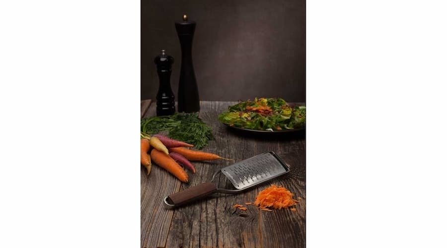 MICROPLANE - Rivejern#4 01