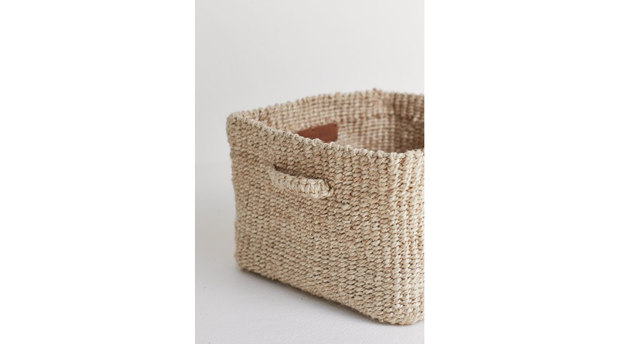 TheDharmaDoor_SonaSqaureBasket_closeup_WR_2000x